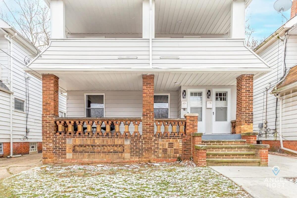 Newly Remodeled Apt, South Hills Old Brooklyn Area Cleveland Eksteriør bilde