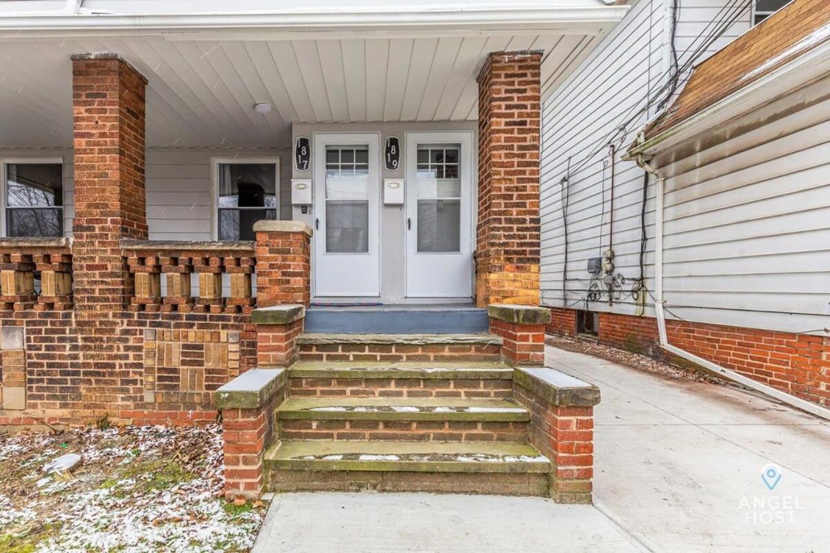 Newly Remodeled Apt, South Hills Old Brooklyn Area Cleveland Eksteriør bilde